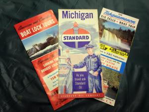 Honeymoon brochures