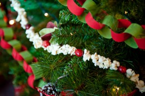 popcorn and paper garland